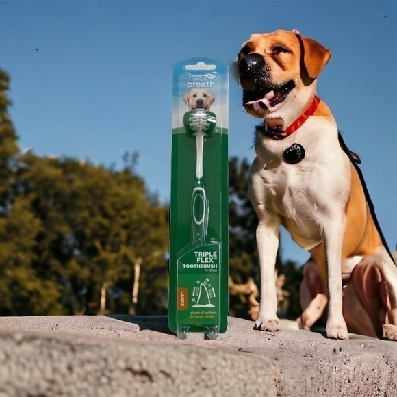 NIB TropiClean Fresh Breath TripleFlex Toothbrush for Large Dogs - Picture 1 of 3